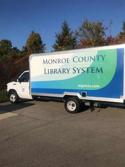 vehicle graphics Photo